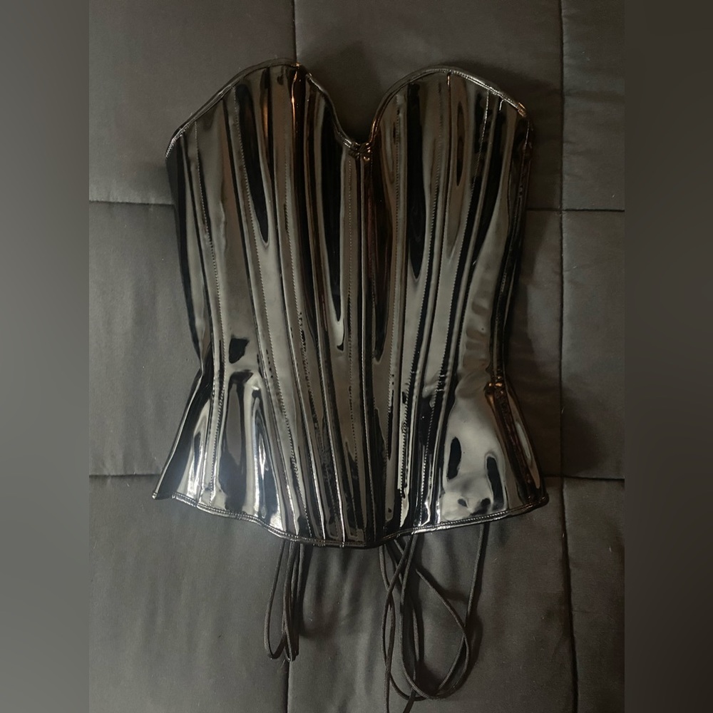Artifice Plunge PVC corset